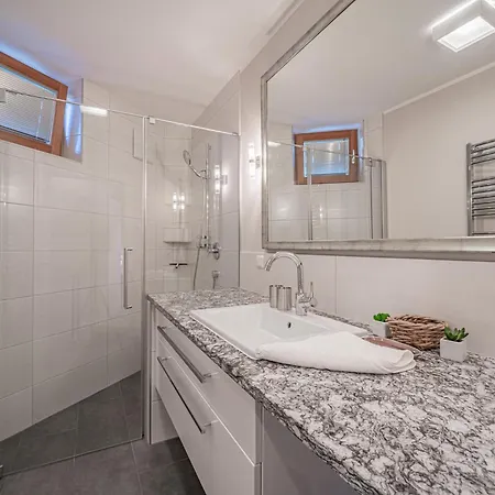 Kitz 6 Apartment Kitzbuhel